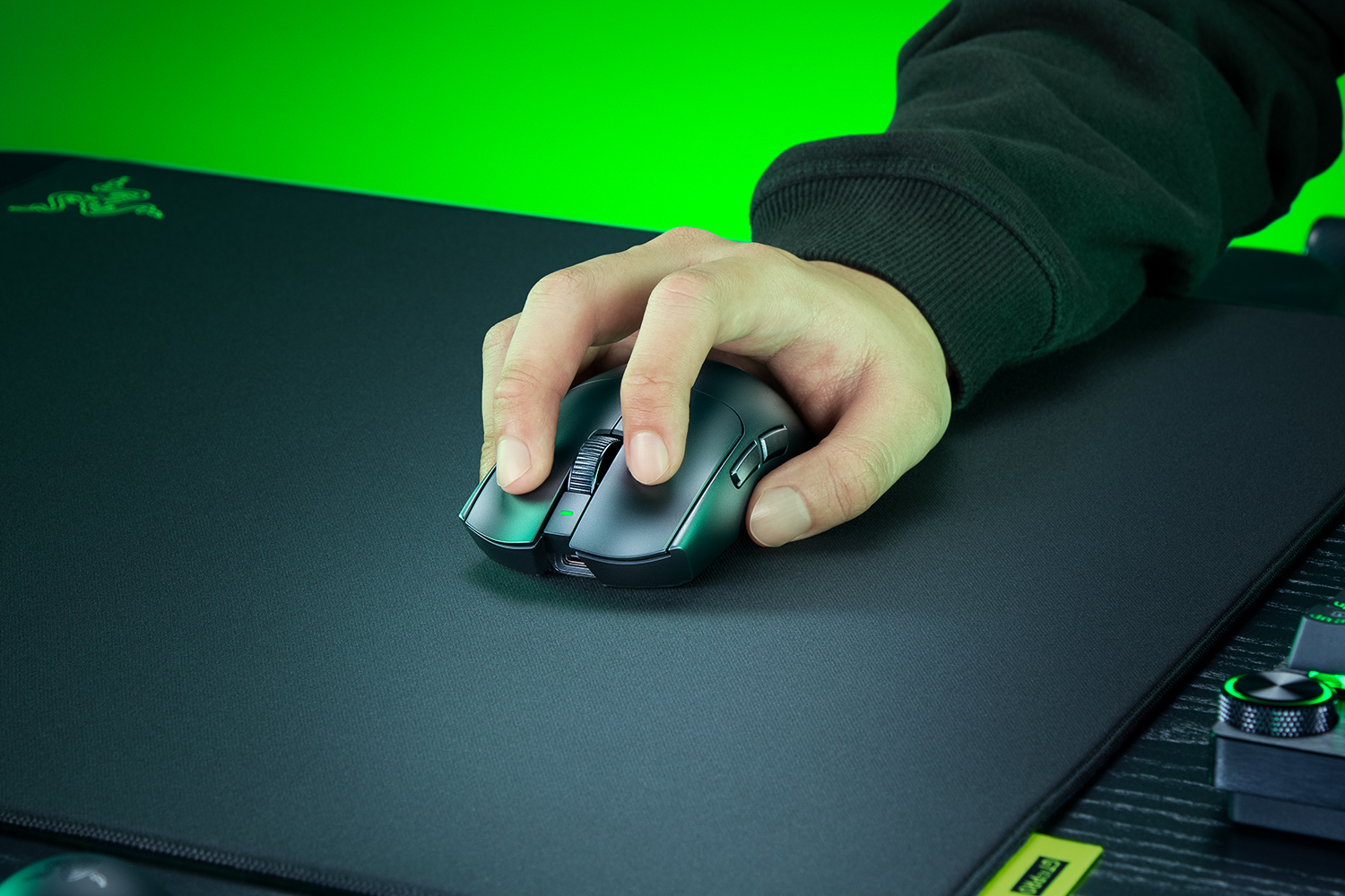 Razer Viper V4 Pro, цвет: Чёрный — фото 4
