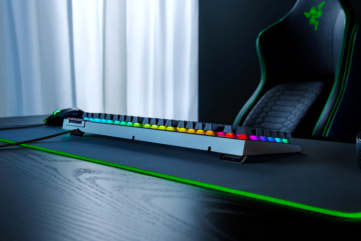 Razer BlackWidow V4 X, цвет: Зелёный чёрный — фото 5