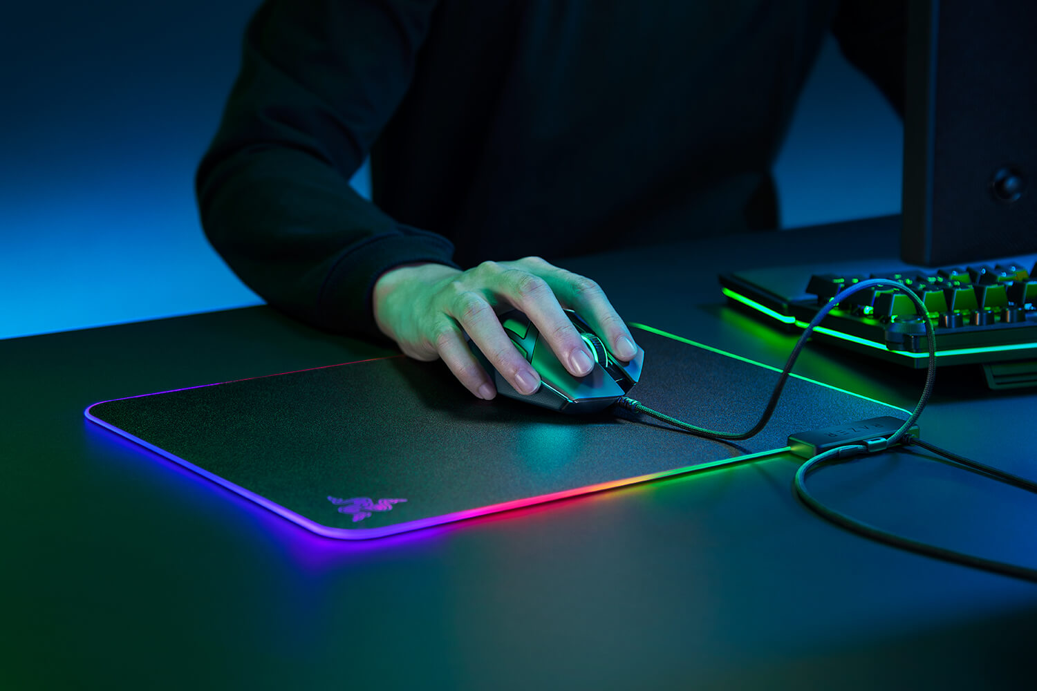 Razer Firefly V2 — фото 5