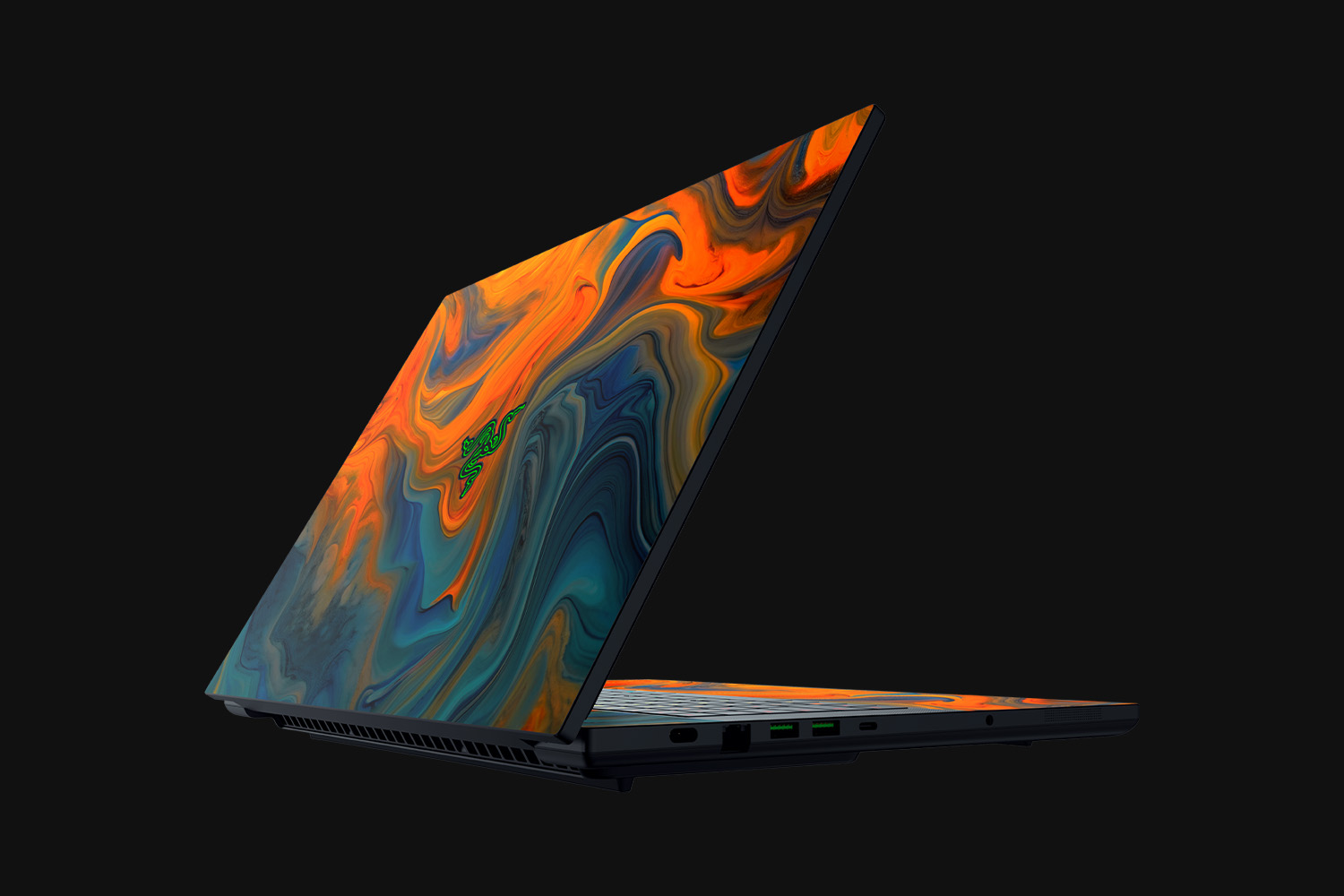 Razer Blade 18 Gaming Laptop - Thumbnail 4