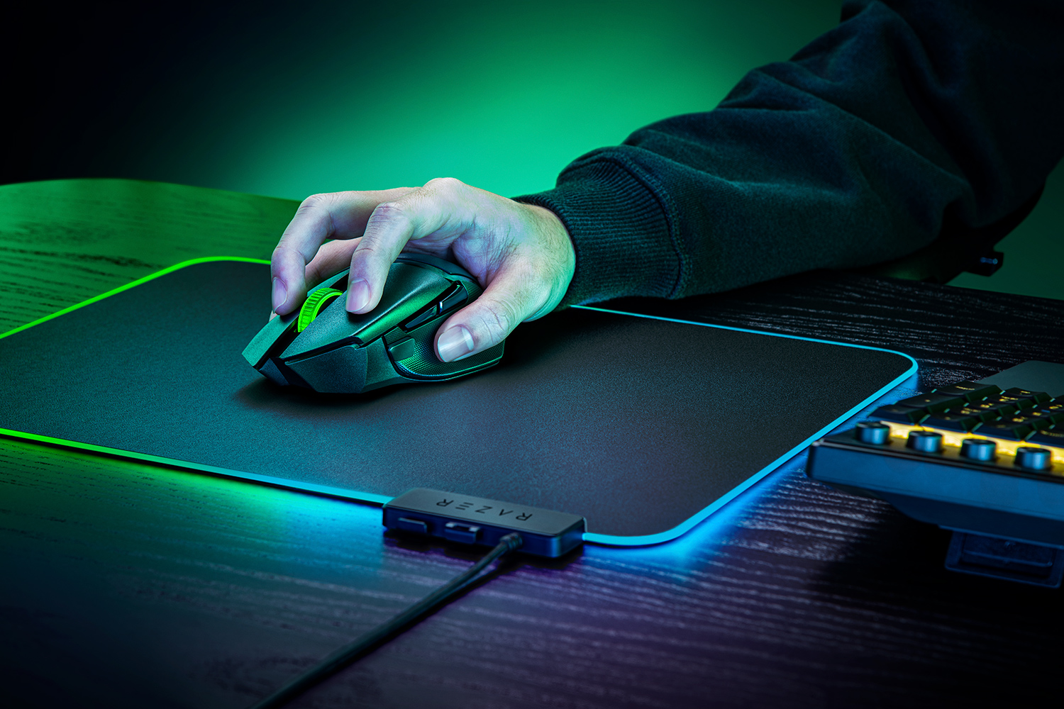 Razer Basilisk V3 X HyperSpeed — фото 3