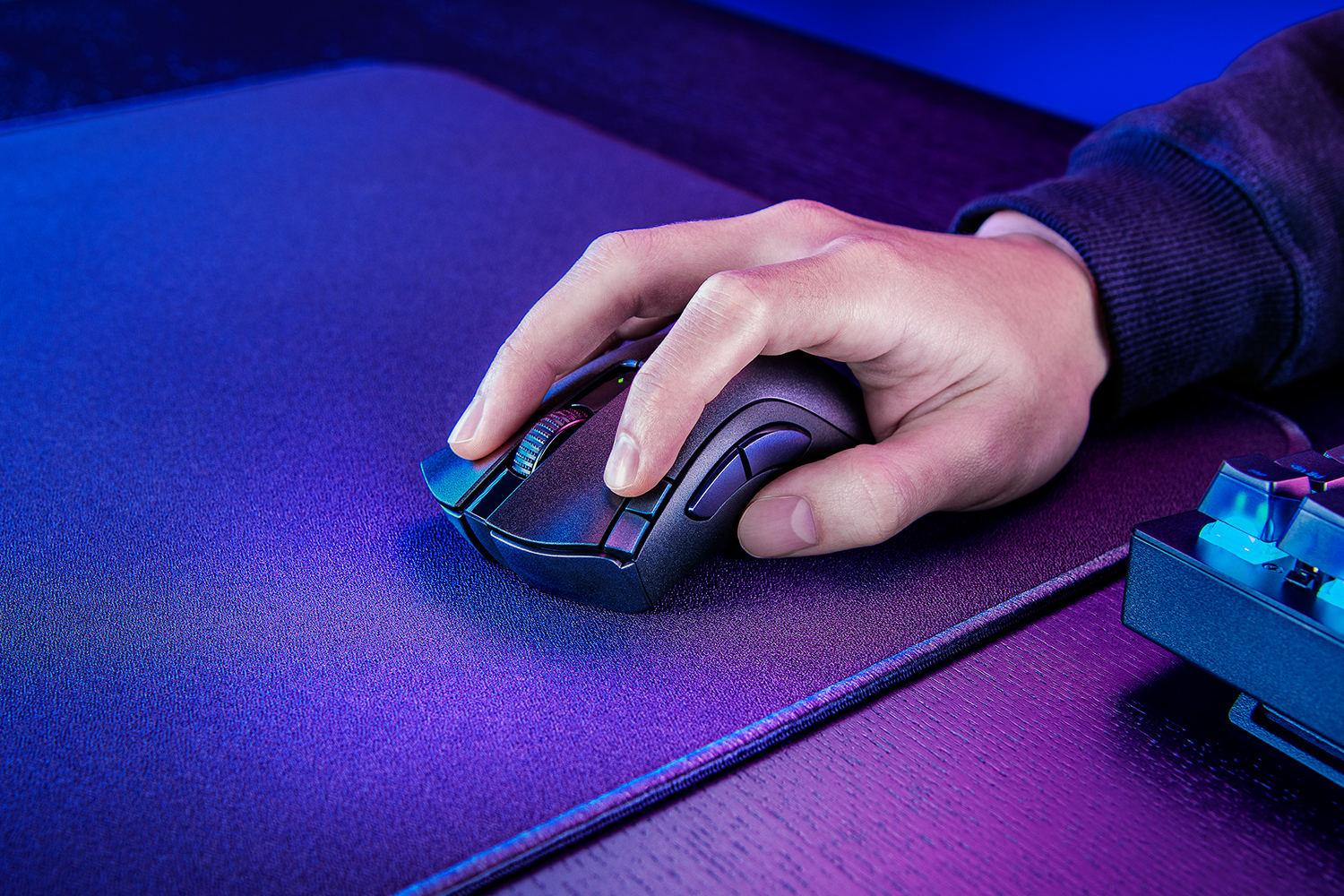 Razer DeathAdder V2 X Mouse - Thumbnail 3