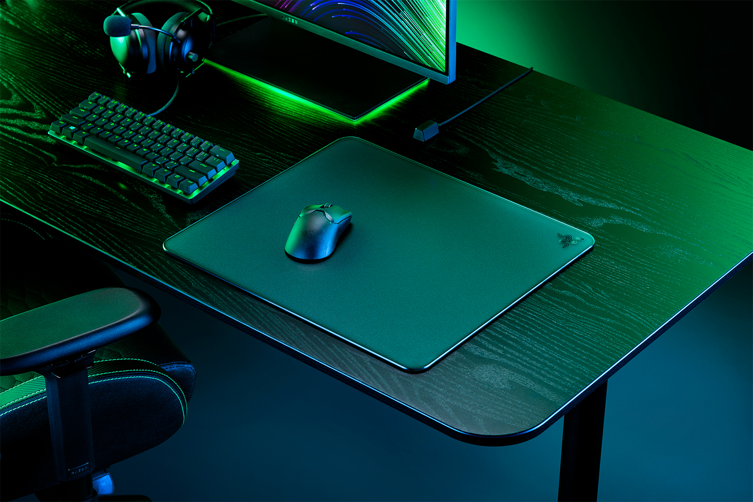 Razer Atlas Black Ultra Smooth Tempered Glass Gaming Mouse Mat